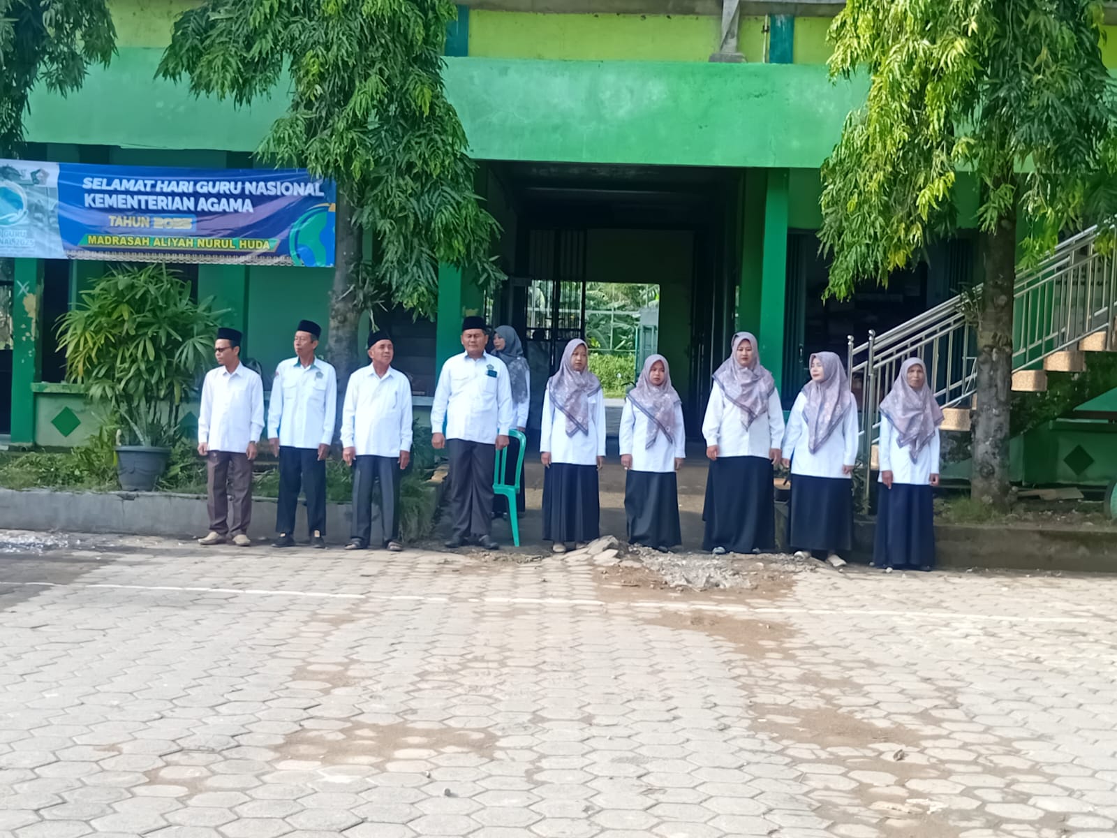 Kegiatan Upacara Hari Guru 25 November 2025